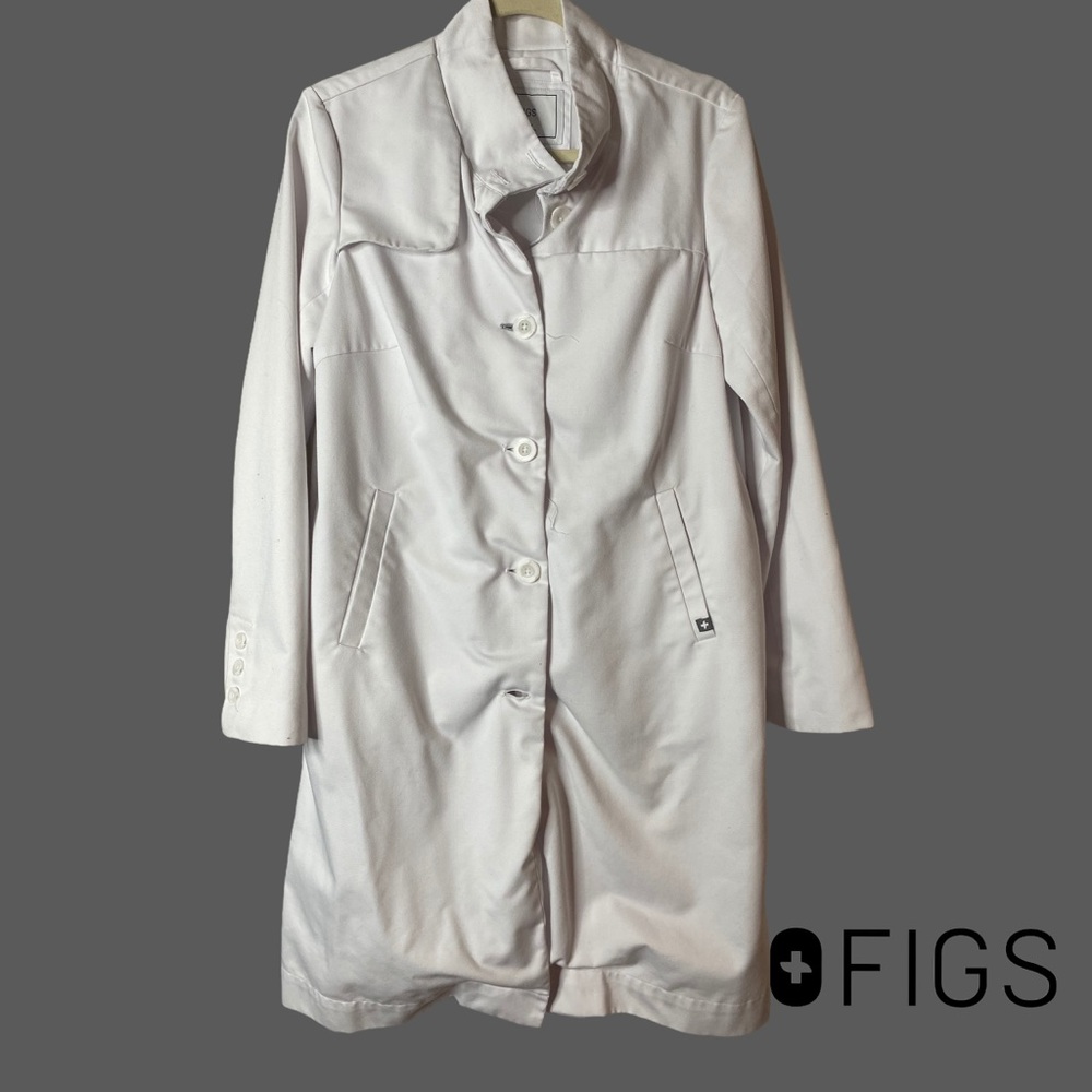 WearFigs Lab Coat